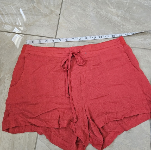 Sadie Robertson shorts size 7 - Picture 4 of 9